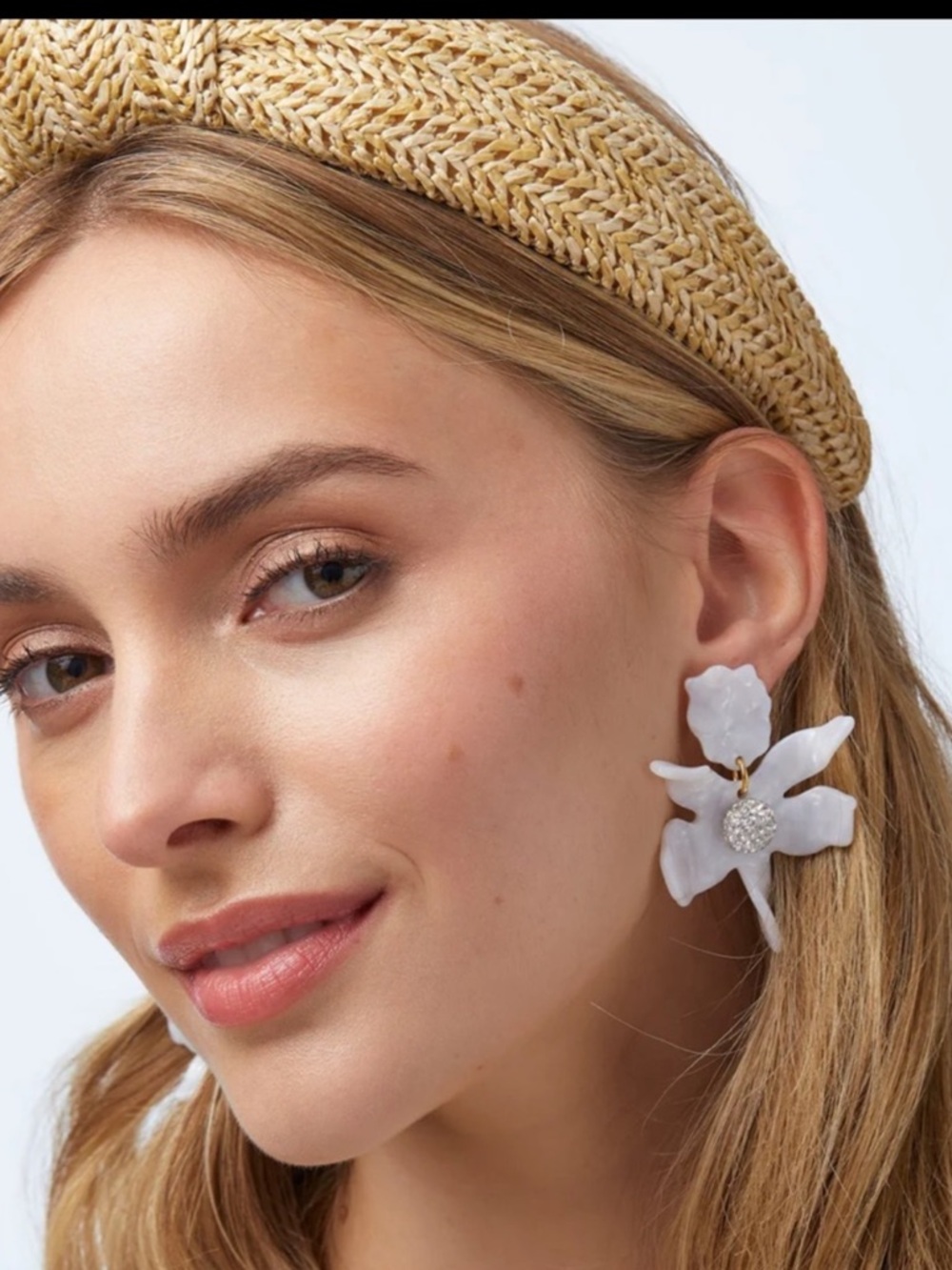 NWT Lele Sadoughi Crystal Lily Blush Floral Earrings - Picture 2 of 6